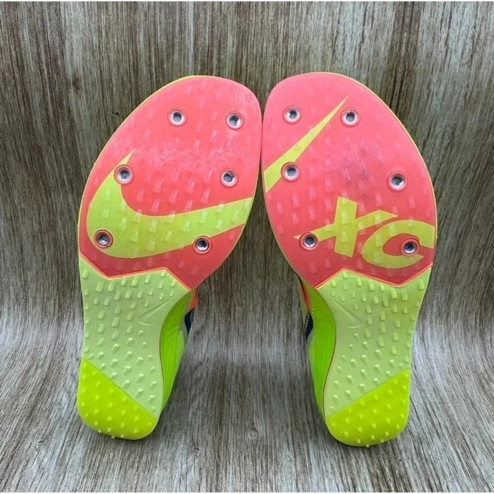 Nike zoomx dragonfly